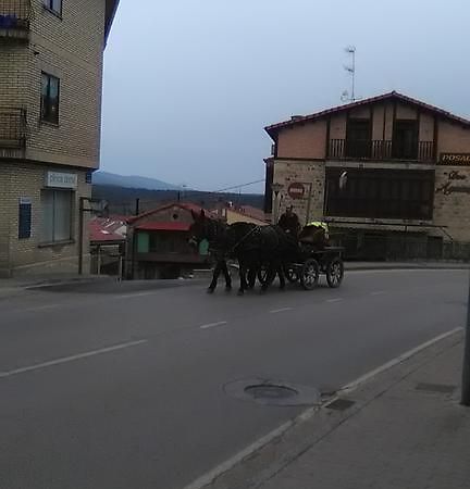 El Albergue Covaleda Eksteriør billede