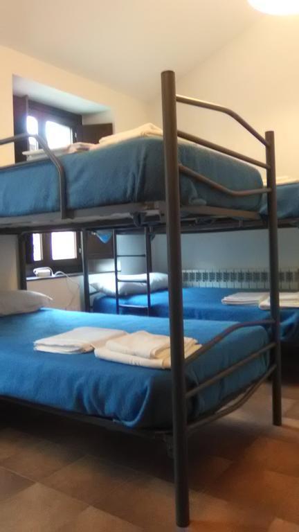 El Albergue Covaleda Eksteriør billede
