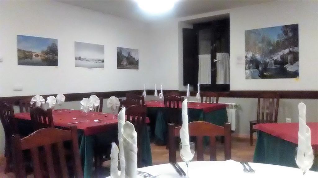 El Albergue Covaleda Eksteriør billede