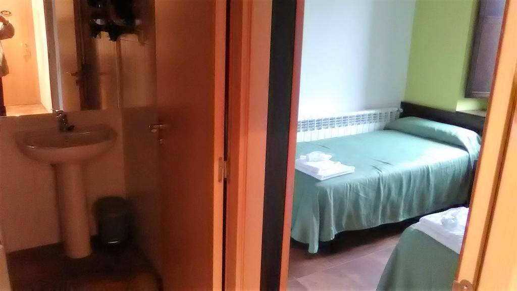 El Albergue Covaleda Eksteriør billede